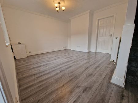 Eldon Road, Irlam - Photo 3