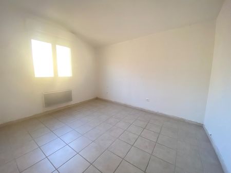 Location appartement 3 pièces, 62.28m², Lézignan-Corbières - Photo 5