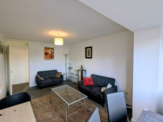 Abernethy Quay, Maritime Quarter, Swansea, Marina, SA1 1UF - Photo 1