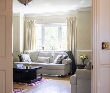 2 bed Flat for rent - Photo 2