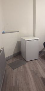 Room in a Shared House, Verdant Lane, SE6 - Photo 4