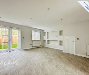 4 bedroom terraced house to rent - Photo 1