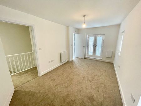 2 bedroom semi-detached apartment to rent - Photo 5