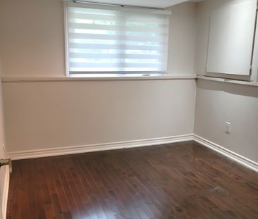 For Lease - 20 Mowat Crescent Unit# Lower, Barrie, Ontario - Photo 6