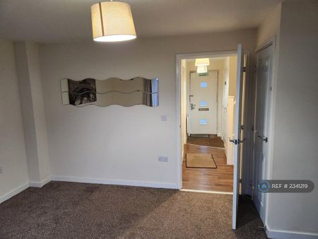 2 bedroom detached house to rent - Photo 2