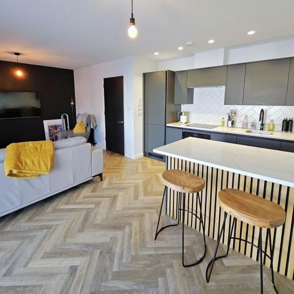 2 bedroom flat to rent - Photo 1