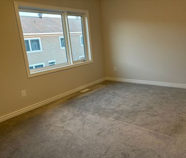 For Lease - 1906 Haiku Street, Barrhaven, Ontario - Photo 6