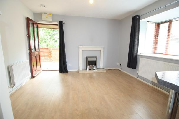 Ashmores Close, Redditch - Photo 1