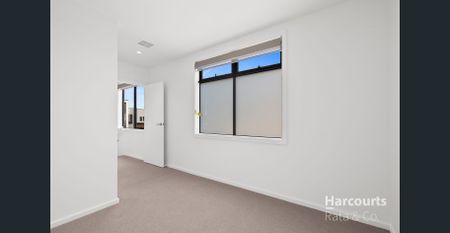 Stunning Brand New Townhouse! - Photo 2