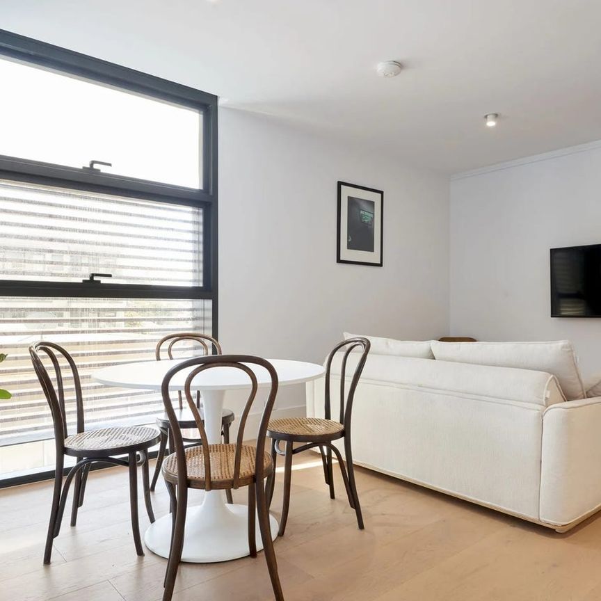 Stunning! In great location! - Photo 1