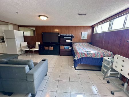 For Lease - 29 Peterdale Road Unit# Basement, Toronto, Ontario - Photo 5