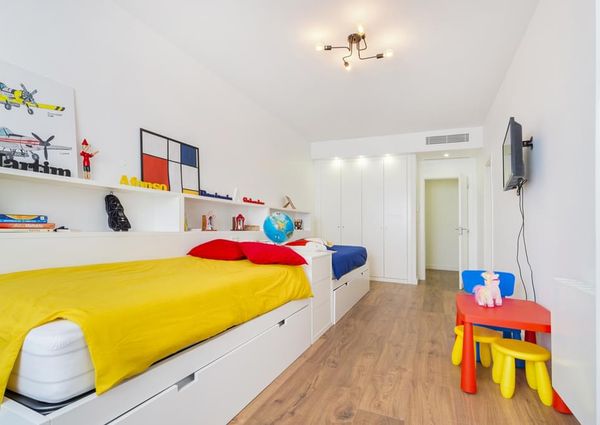 3 Bedroom Apartment with a view, Areeiro, Lisboa