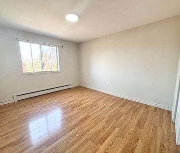 For Lease - 10 West Park Avenue Unit# 6, Hamilton, Ontario - Photo 1