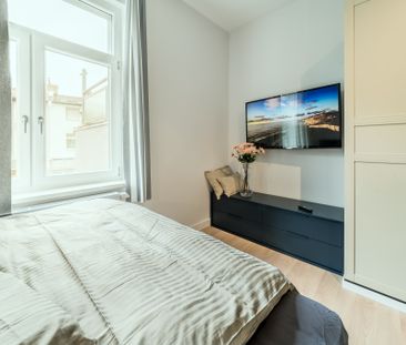City-Residence: Neu möbliertes Design-Apartment mit exzellenter Aus... - Photo 5