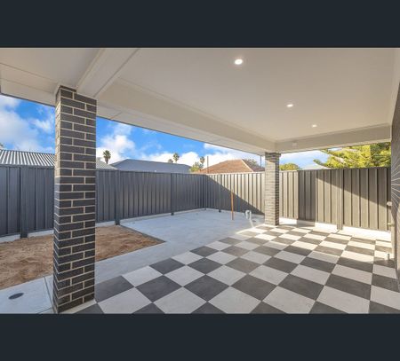 576A Regency Road, Broadview, SA 5083 - Photo 3