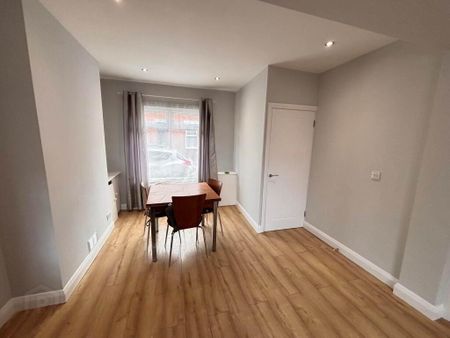 23 Kitchener Street, Belfast, BT12 6LE - Photo 4