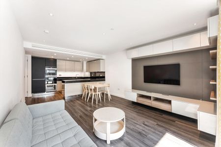 A modern seventh-floor apartment in the heart of Aldgate, E1. - Photo 2