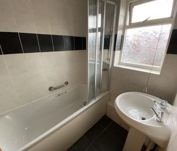 Price Street, Birkenhead - Photo 5