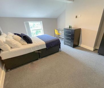 7 bedroom semi-detached house to rent - Photo 2