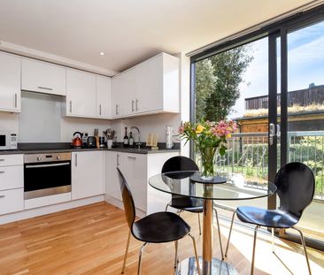 2 Bed Flat, Kings Avenue, SW4 - Photo 5