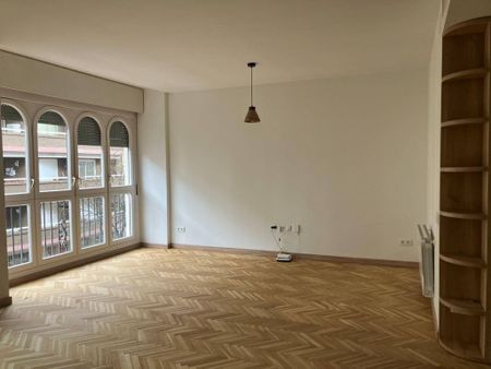 3 room luxury Flat for rent in Barcelona, Catalonia - Photo 3