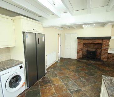 30 Croob Park, Ballynahinch, BT24 8BB - Photo 5