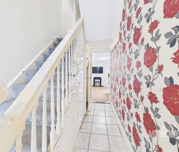3 bedroom terraced house to rent - Photo 4