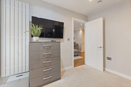 2 bedroom flat to rent - Photo 4