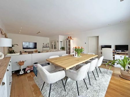Instapklaar drie slaapkamer appartement met terras in Wijnegem - Foto 2