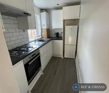 3 bedroom terraced house to rent - Photo 6