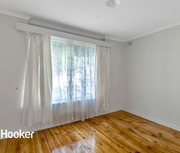 24 Thorndon Crescent, Paradise SA, Belconnen - Photo 5