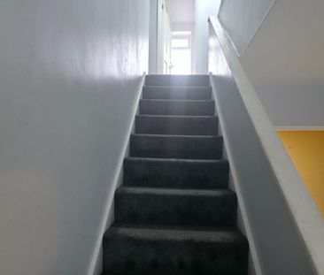 6 bedroom semi-detached house to rent - Photo 6