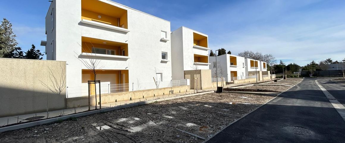 Location Appartement 3 pièces 61m² AVIGNON 84000 - Photo 1