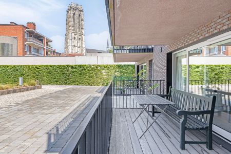 Gelijkvloers appartement met 2 slaapkamers en 2 terrassen - Photo 3