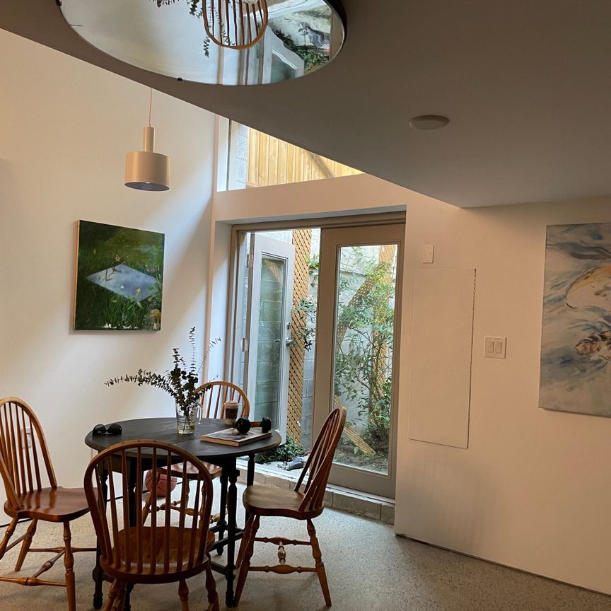 For Lease - 60 Beverley Street Unit# R, Toronto, Ontario - Photo 1