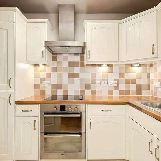 Eastcote Place, Fernbank Road, Ascot, Berkshire, SL5 - Photo 1