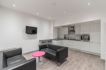 Stratford Road, Newcastle Upon Tyne - Photo 3