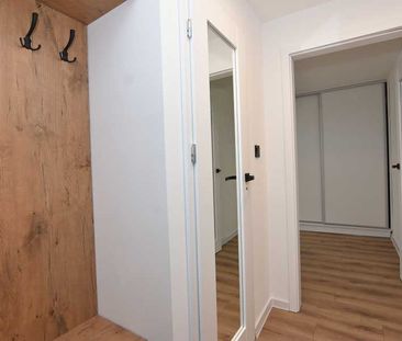 Znakomita nowoczesna kawalerka z nowymi AGD - Photo 2