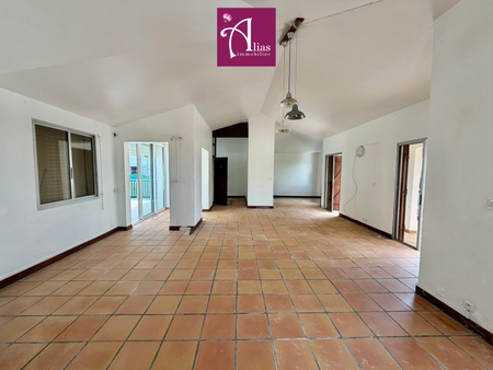 Location Maison 4 pièces 123m² LE GOSIER 97190 - Photo 2