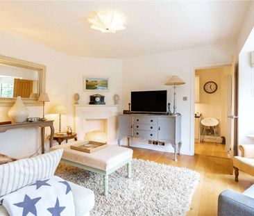 Beautiful three bedroom cottage in the countryside with town conven... - Photo 4