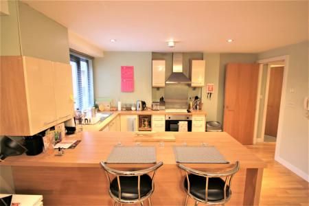 1 bedroom flat to rent - Photo 4