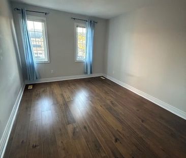 For Lease - 1063 Warby Trail, Newmarket, Ontario - Photo 3