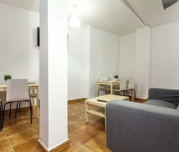 Bright single room in Ciutat Vella - Photo 6