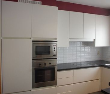 Mooi appartement met 2 slpk's in centrum Sint-Truiden, vlakbij stat... - Photo 2