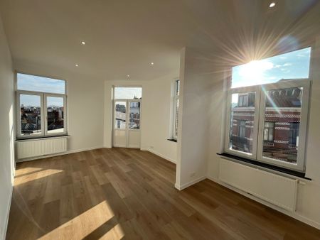 Ukkel, appartement van 60 m² met veel lichtinval - Photo 4