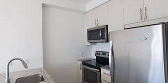 Burhamthorpe/Grand Park Bright +Spacious 1Bdrm +Den As 2nd Bdrm - Photo 2