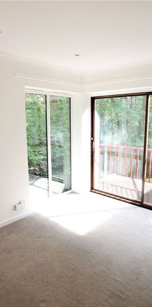 Mulberry Court, Bracknell Mulberry Court, Bracknell - Photo 2