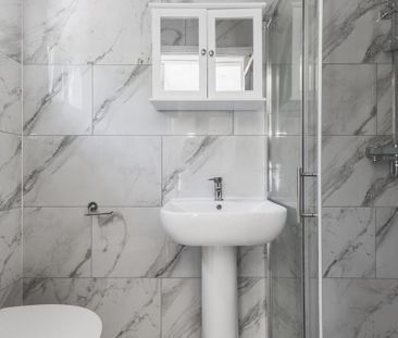 3 bedroom terraced house to rent - Photo 6