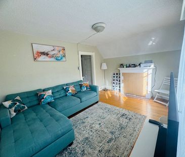 1016 Memorial Drive Northwest, Calgary - Photo 5