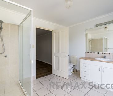 60 Westfield Drive, Westbrook QLD 4350 - House For Rent | Domain - Photo 3
